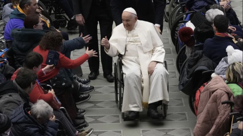 Pope, once a victim of AI-generated imagery, calls for treaty to regulate artificial intelligence - Vimarsana News