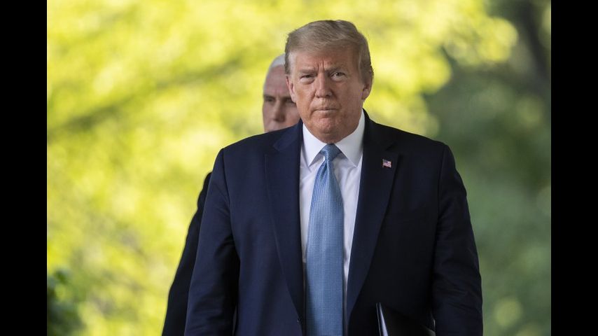 Trump por anunciar nuevas normas, empresarios piden cautela