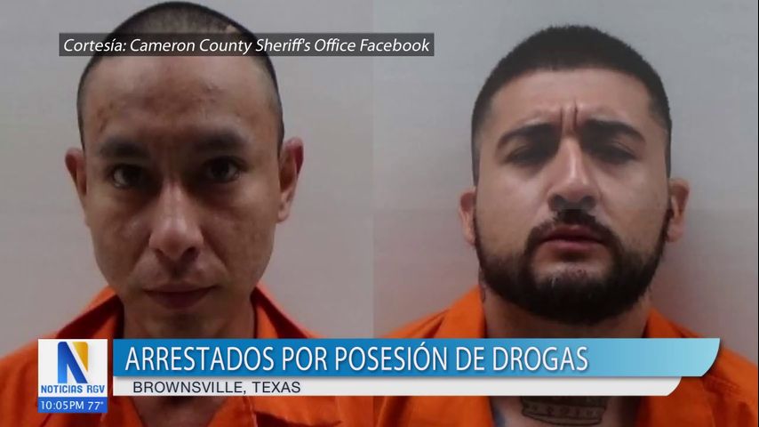 Arrestan a dos residentes de Brownsville por posesión de drogas e intoxicación pública