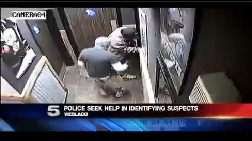 La Policía de Weslaco Busca Identificar a 2 Sospechosos de Robo
