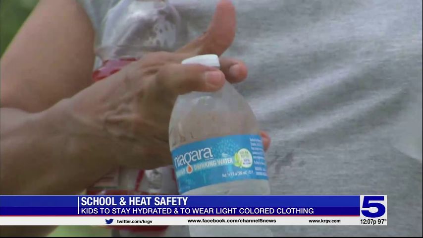 Health experts give tips to keep kids safe during the heat