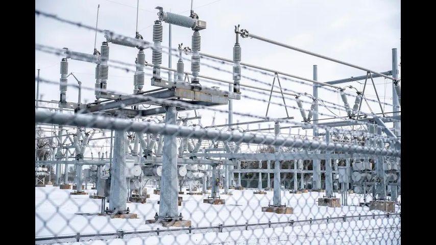 Texas grid faces winter after failed attempt to get more power online