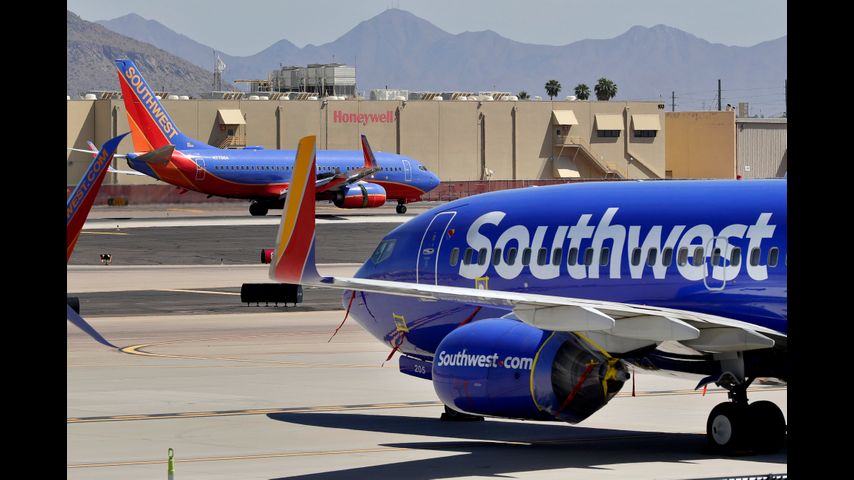 Southwest Airlines brings back dividend as travel rebounds