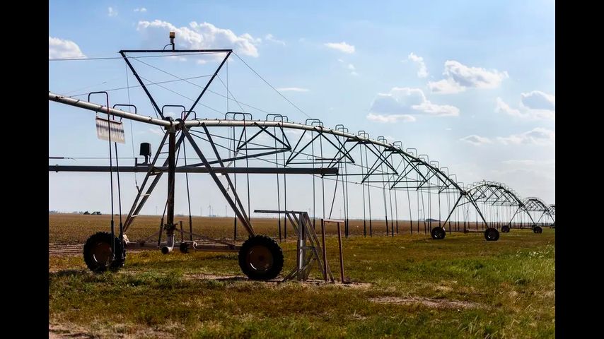 Texas farmers face mounting expenses as droughts worsen