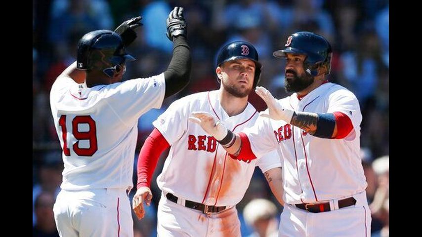 Red Sox score 8 runs in big third inning vs Mariners