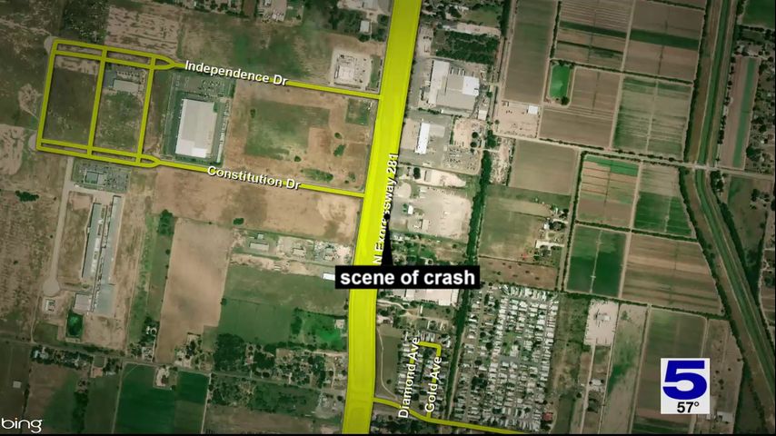 Police: 1 dead, 1 hospitalized after rollover crash in Edinburg