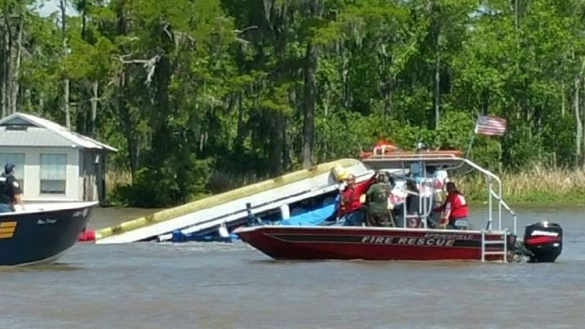 WATCH: Crews respond to capsized boat on Tickfaw
