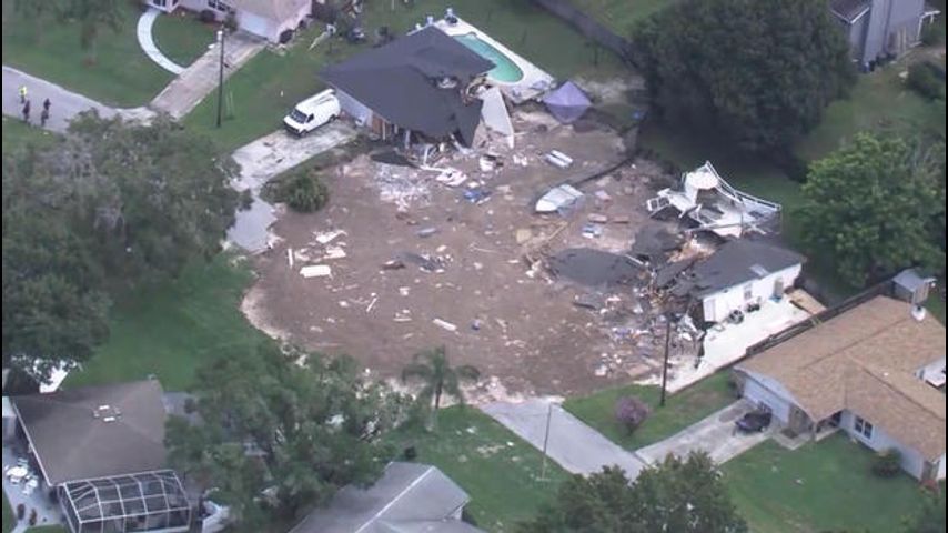Two more homes condemned as huge Florida sinkhole grows