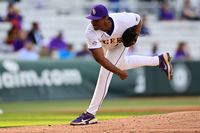No. 1 LSU Baseball beats Grambling 17-5 in 7 innings