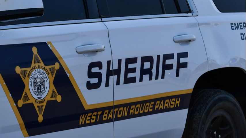 WBRSO: Woman jumps from deputy’s car into Mississippi River after being rescued from domestic situation