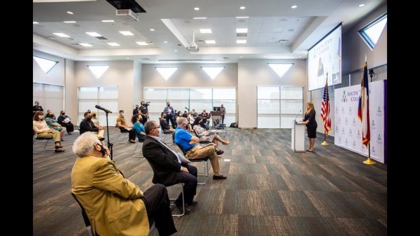 STC trustees approve $2.8 million stipend for all employees