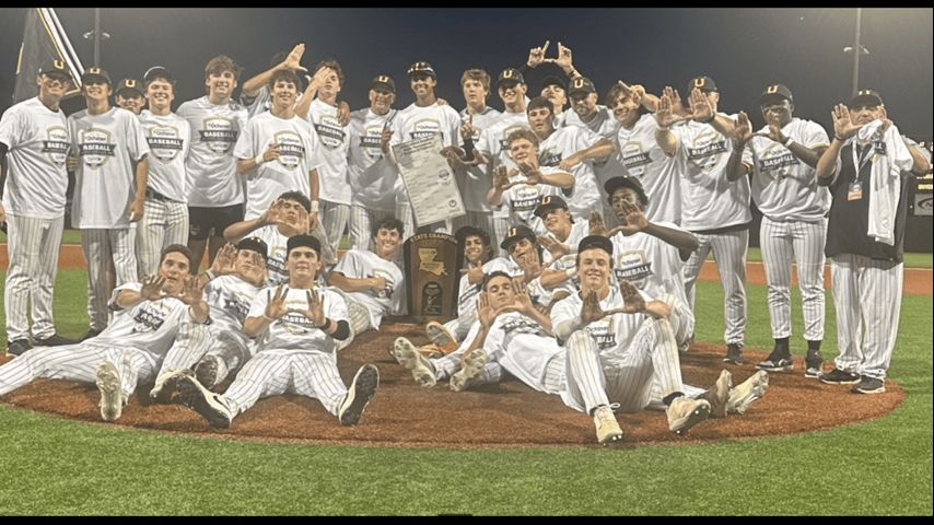 U-High baseball wins first state title in dramatic fashion