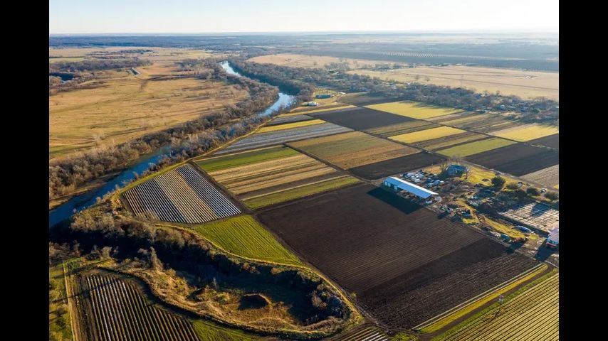 Texas lawmakers, farmers and ranchers sound alarm over languishing farm bill