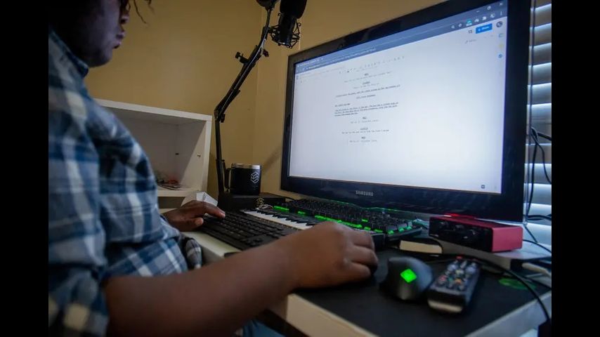 Texas lawmakers send Gov. Greg Abbott a bill that funds virtual learning, but could leave out many students of color