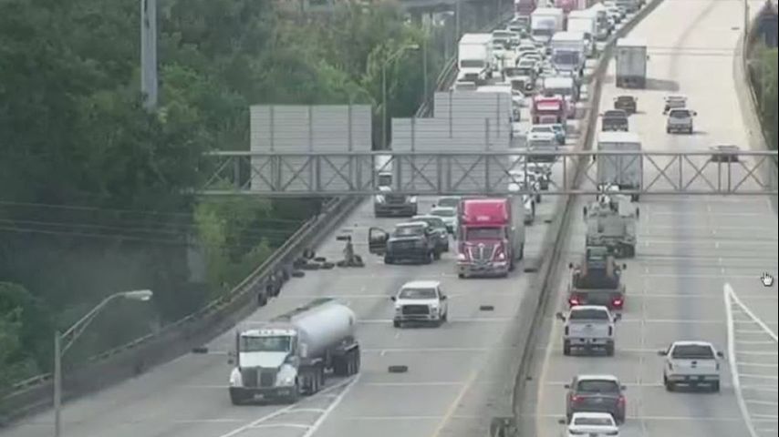 Truck spills tires on I-10, snarls eastbound traffic past Miss. River ...