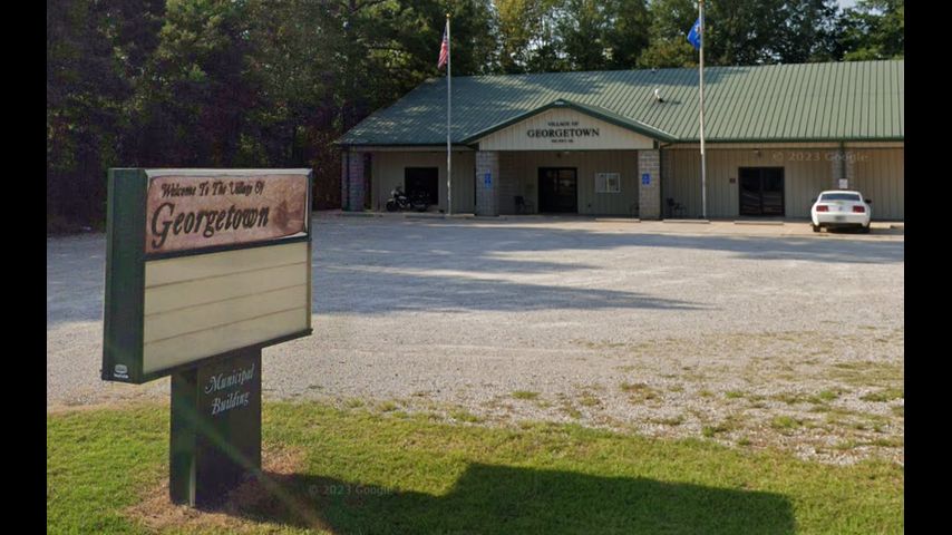 Small town Louisiana police chief arrested, accused of getting cash from traffic stop