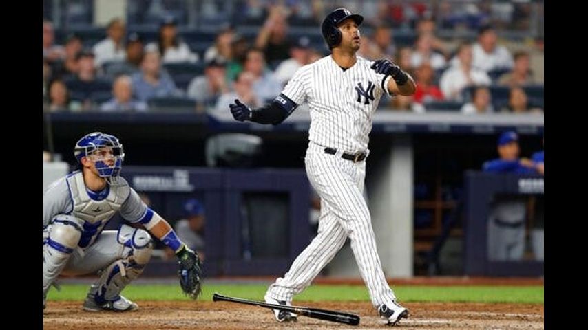 Yanks HR in 27th straight to match record, beat Jays 10-8