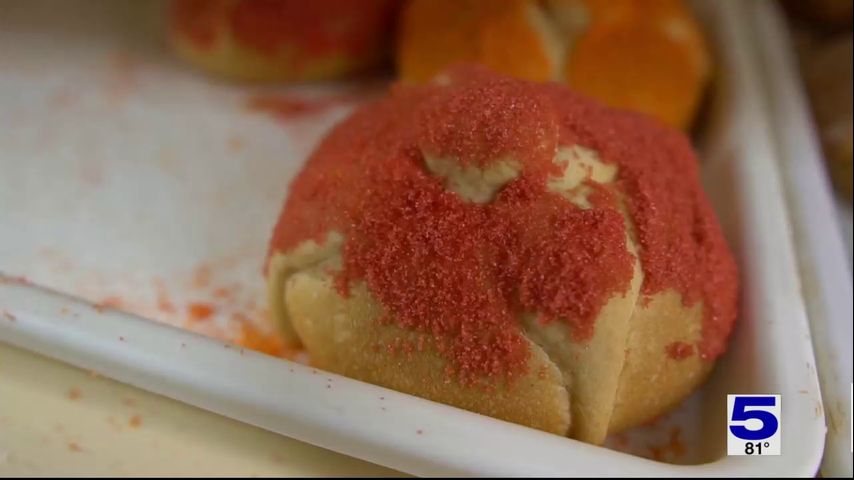 Alamo bakery discusses tradition of making pan de muerto