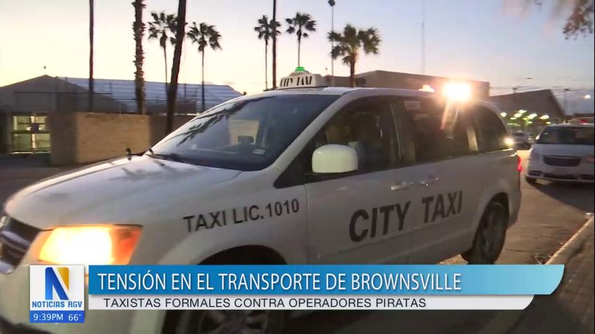 Policía de Brownsville pone bajo custodia a taxista por intervenir en disputa con taxis piratas