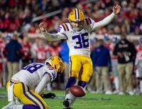 LSU kicker Cade York declares for 2022 NFL Draft