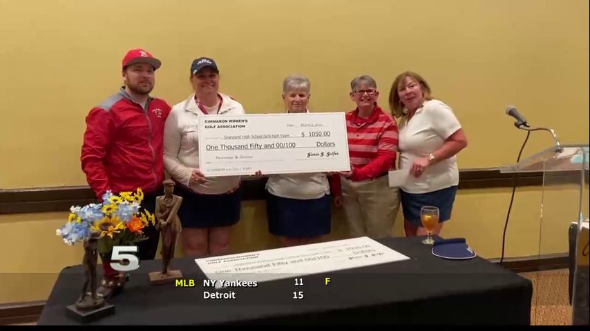 Cimarron Women's Golf Association Gives Back