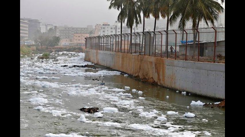 The Latest: UN Climate Talks Agree On Reporting Emissions