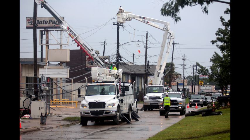 Texas deaths from Hurricane Beryl climb to at least 36, including more who lost power in heat