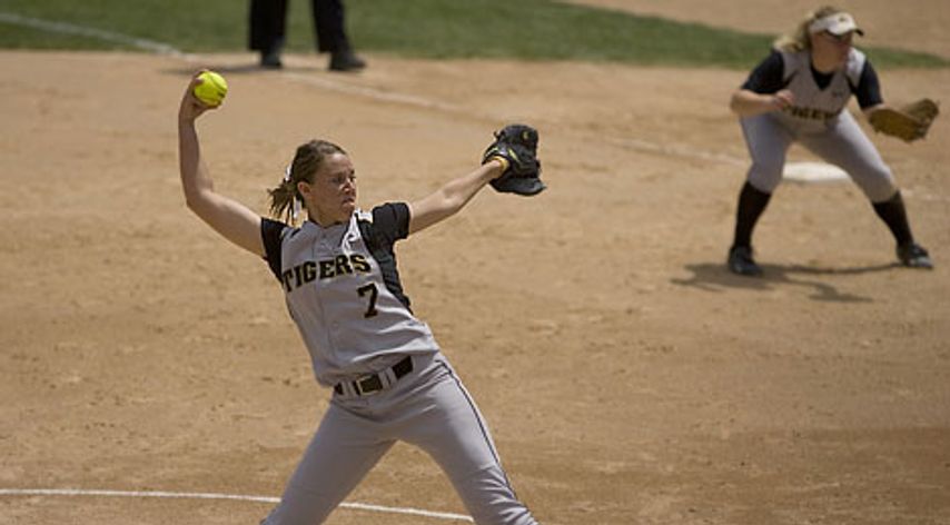 MU Softball Takes Down SLU