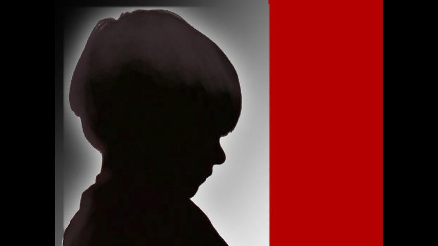 Padre Enfrenta Cargos Después de Dejar a Dos Niños Solos en Casa.