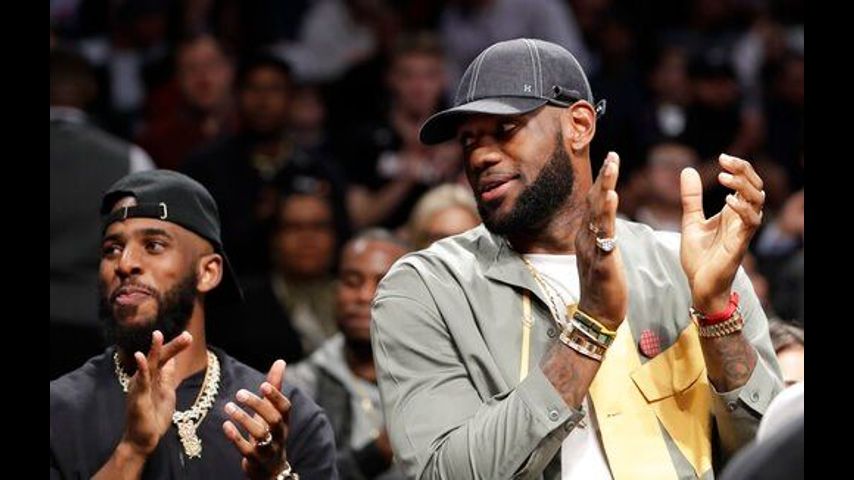 LeBron, Carmelo, Chris Paul courtside for Wade's last game