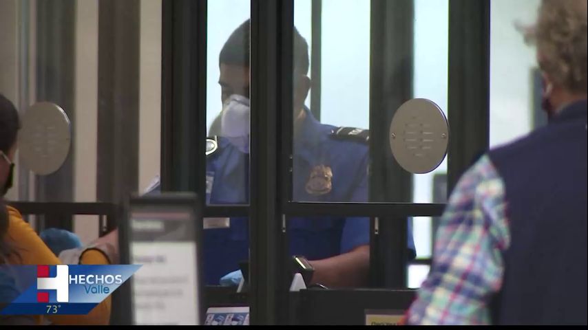 Sancionarán a los viajeros de los aeropuertos que no usen cubrebocas