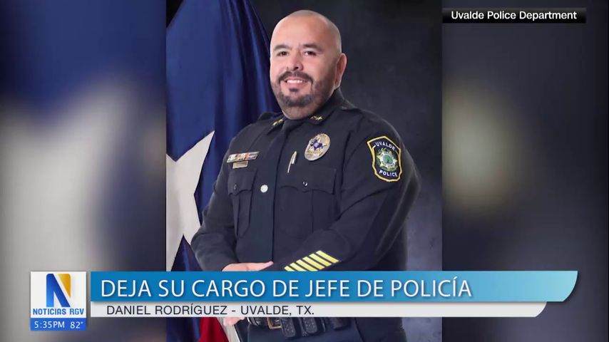 Jefe de policía de Uvalde anuncia su renuncia al cargo