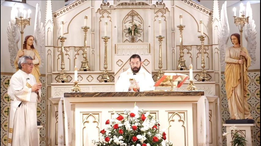 WATCH: Sunday Mass held by Bishop Daniel E. Flores