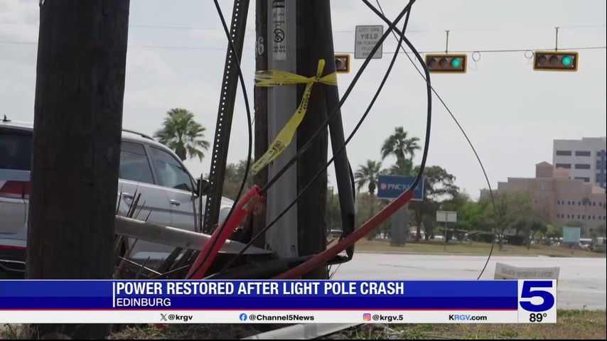 Driver arrested after crash causes traffic light outage in Edinburg