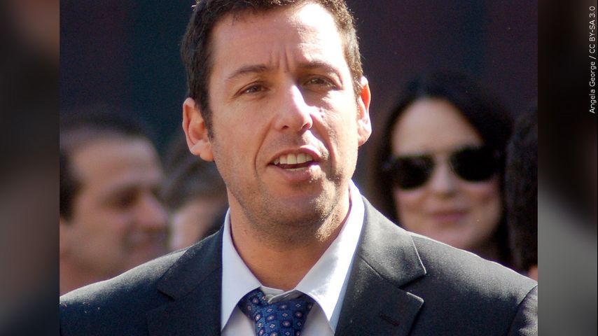 Aquí Entre Nos: Adam Sandler protagoniza 'Spaceman'