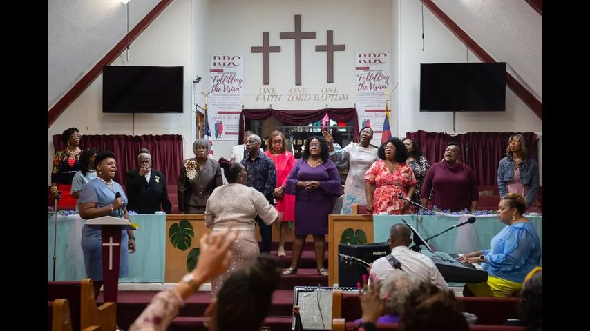 Taking a cue from the pews, Texas churches expanding mental health services