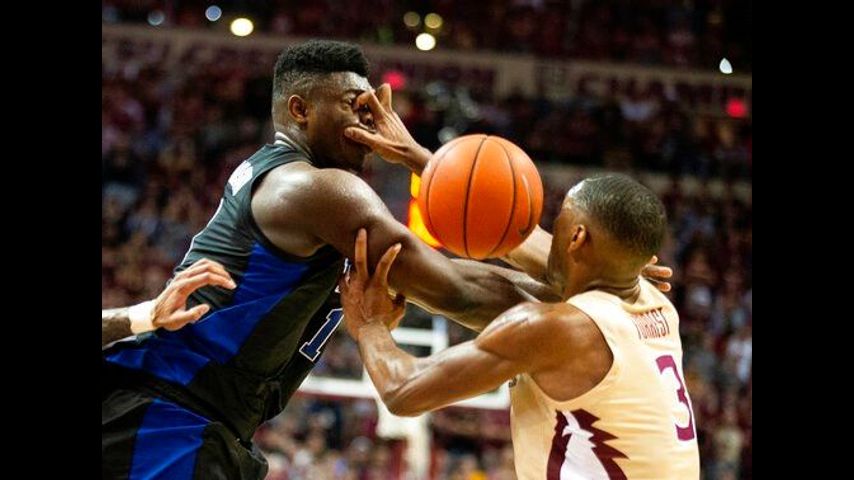 Z-eye-on: Williamson starting for No. 1 Duke after eye poke