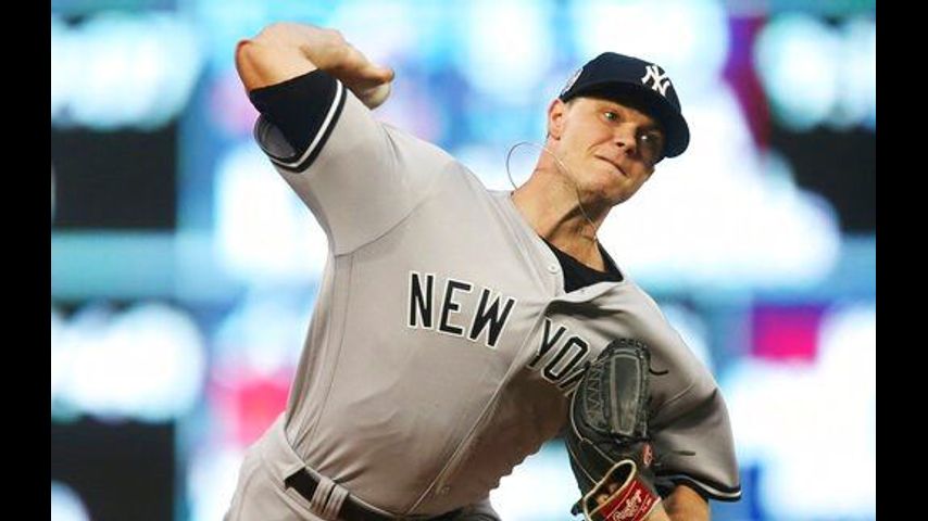 Gray traded from Yanks to Reds after getting new contract