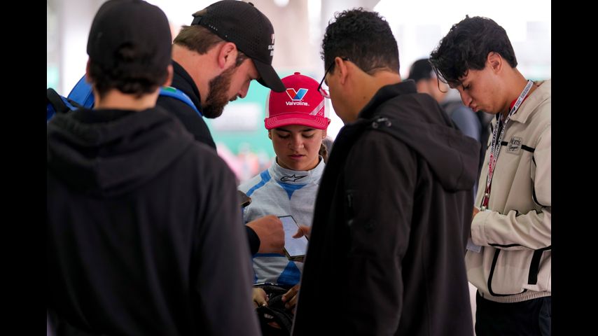 A teenage Mexican girl is racing against men and dreaming of reaching Formula 1