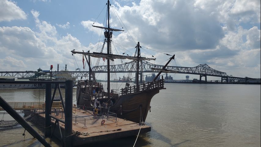 Nao Trinidad Tall Ship sailing to Baton Rouge for tours 