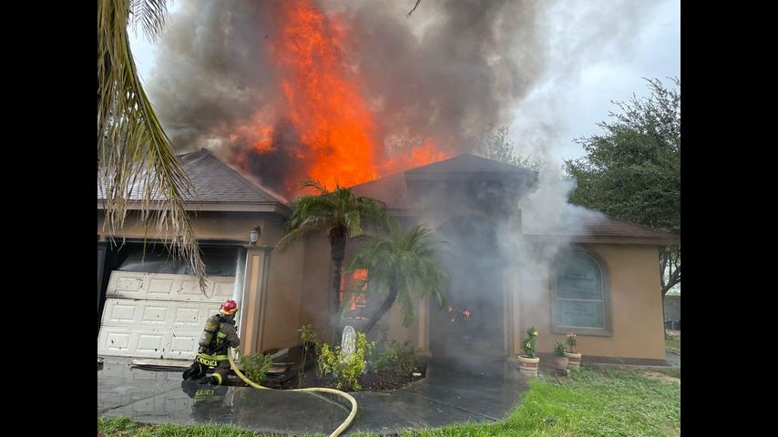 Casa en condado Starr considerada una pérdida total después de incendio de la estructura