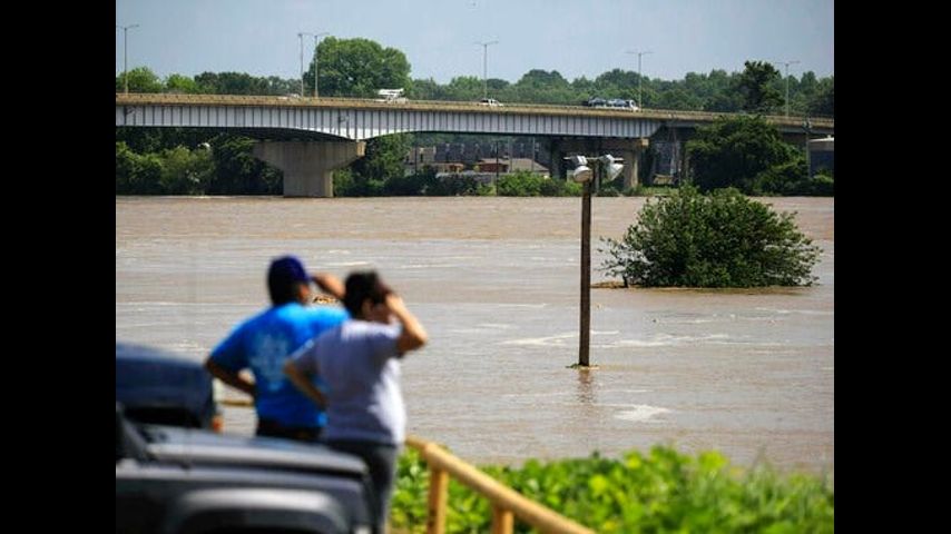 River nears crest in west Arkansas, but more rainfall looms