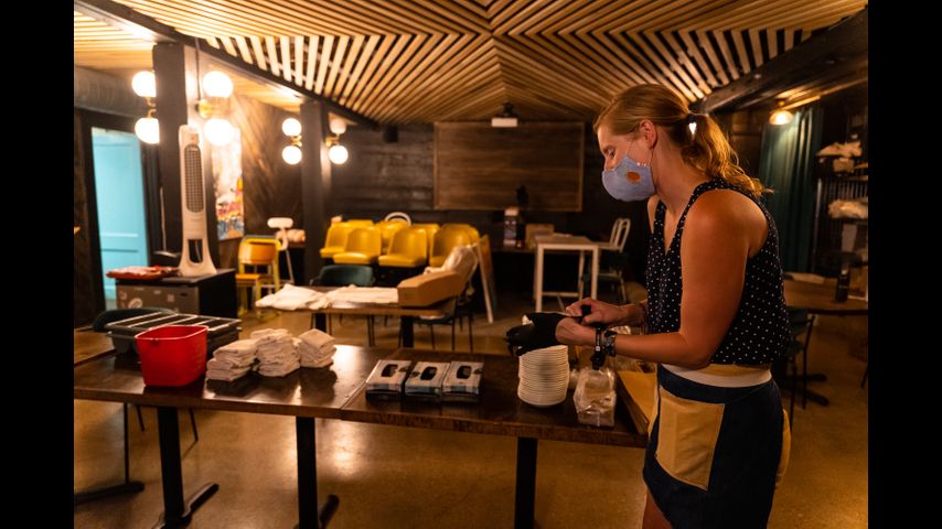 Texas businesses must decide whether to require face masks. Some worry they could lose customers either way.