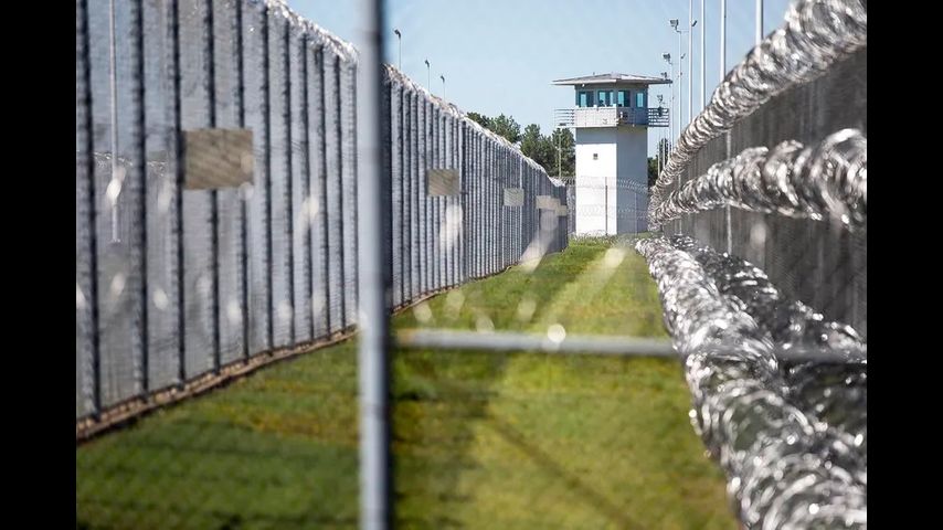 Older inmates sue Texas prison system over coronavirus policies and practices