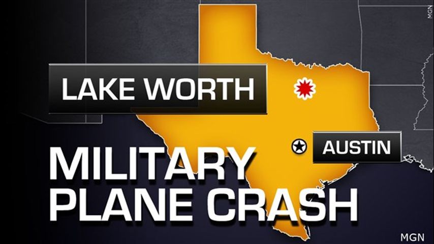 Military training jet crashes in Texas, injuring both pilots