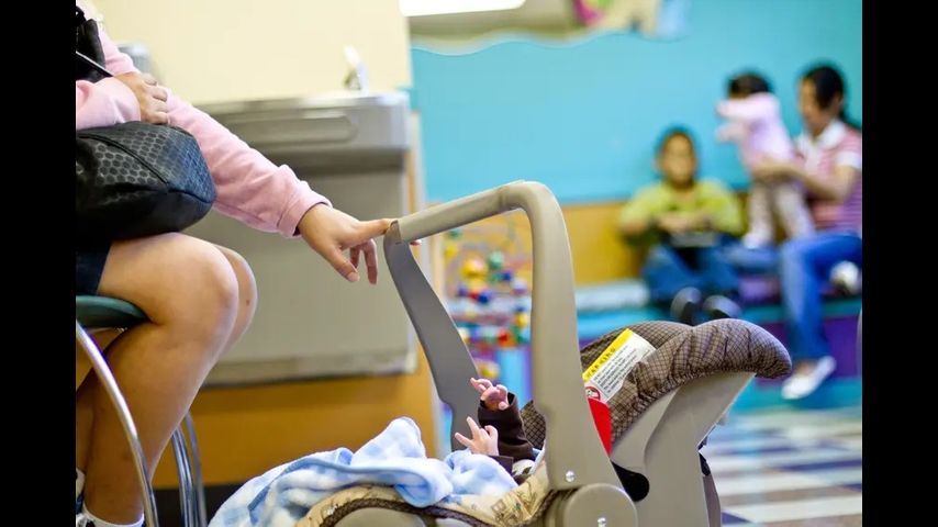Feds approve 12 months of Medicaid coverage for low-income Texas moms