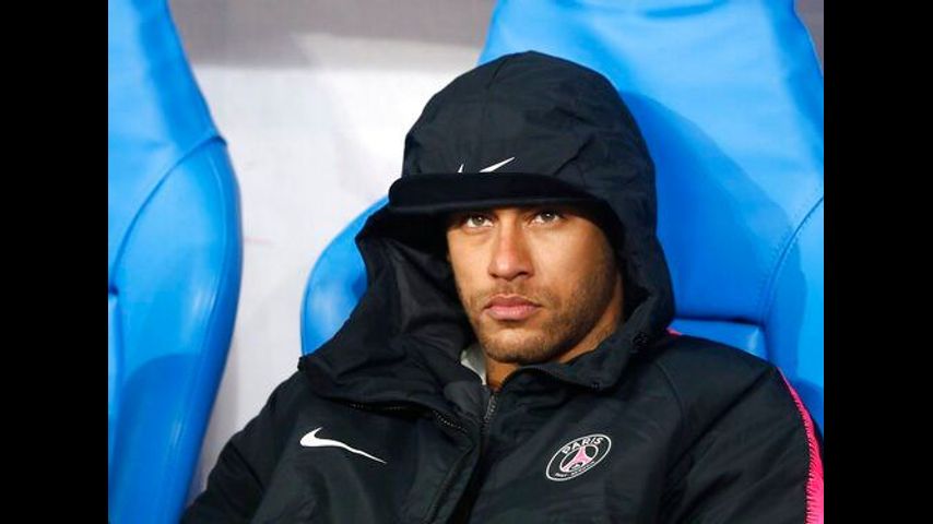 Neymar appears to aim punch at fan goading him after defeat