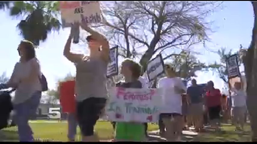 Valley Residents Take Part in Women's March 