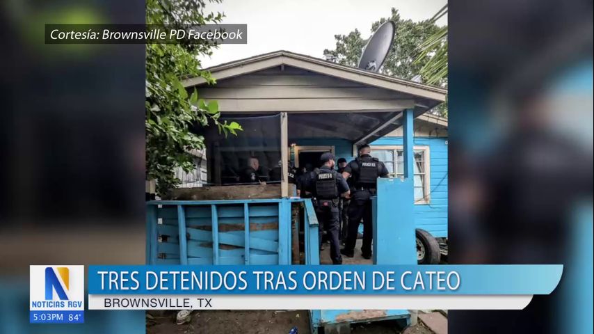 Policía de Brownsville detiene a tres hombres tras orden de cateo