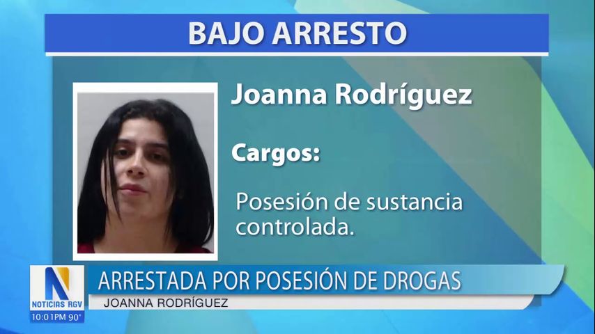 Policía reporta que mujer es encontrada con drogas tras irse a la fuga